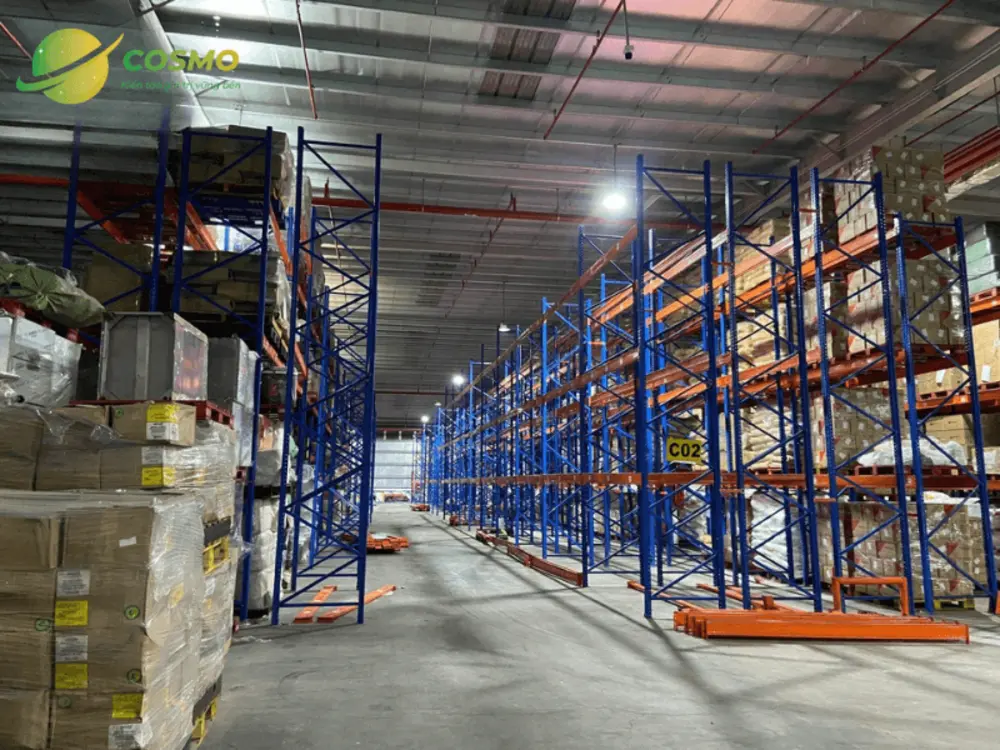 kệ hạng năng trong warehouse