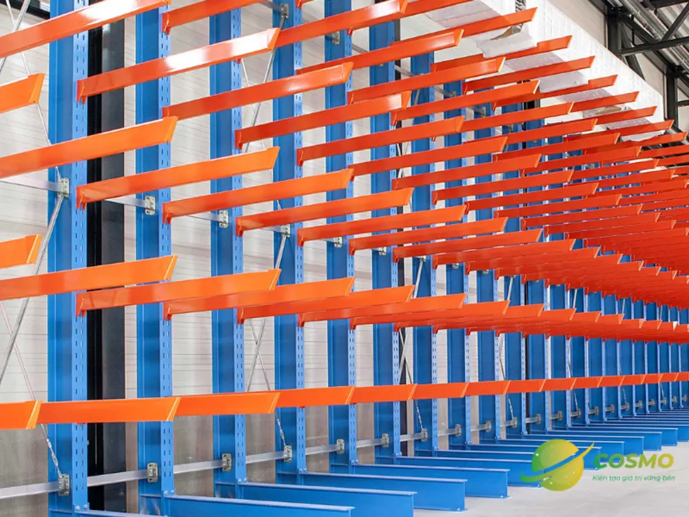 đặc điểm Cantilever Rack Kệ tay Đỡ đơn
