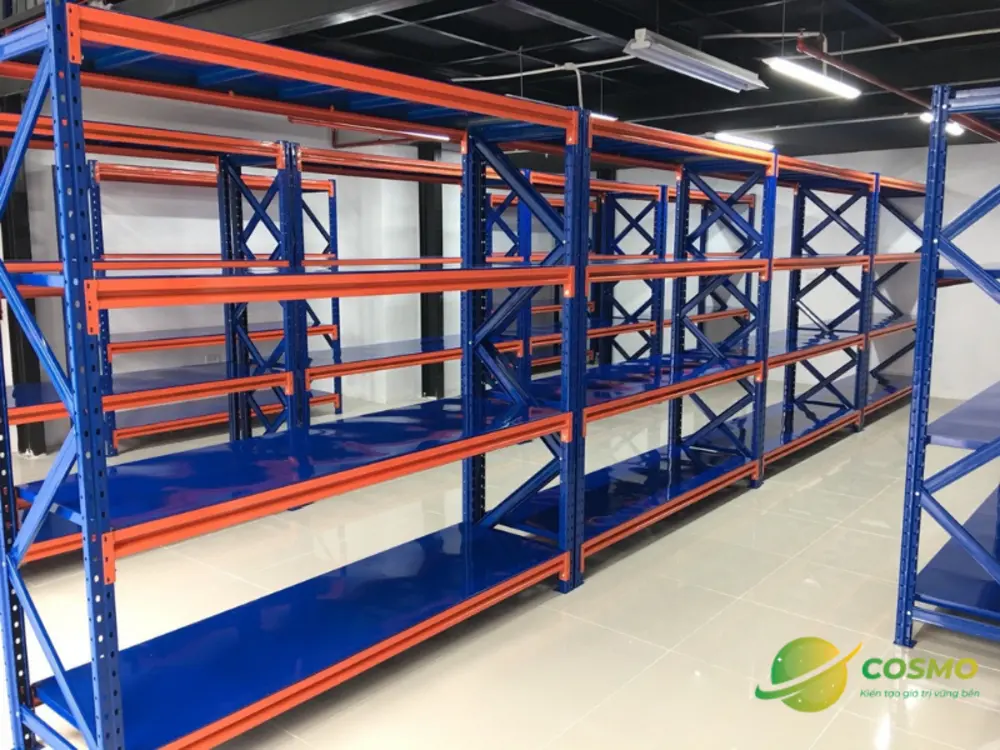 Rackcosmo là đơn vị thi công kệ trung tải chuyên nghiệp và nhận thiết kế theo nhu cầu