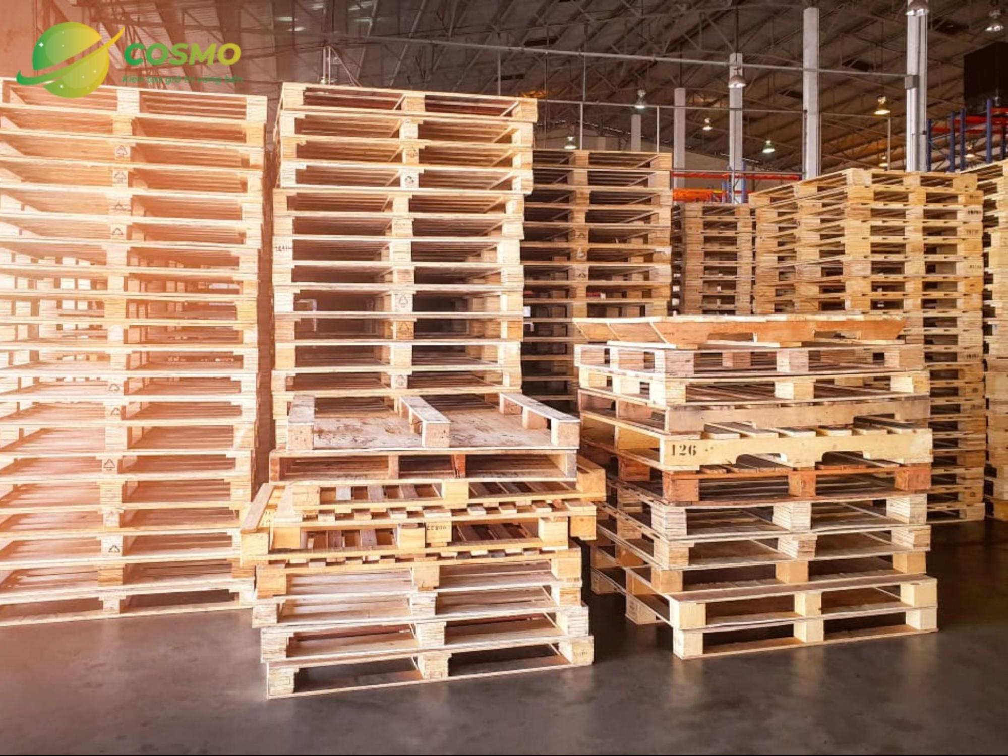 Doanh nghiệp cần cân nhắc kỹ các yếu tố về kích thước, chất liệu, tải trọng để lựa chọn pallet phù hợp với hàng hoá