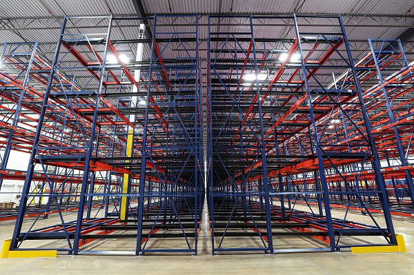 Kệ Push Back có an toàn không? Những lưu ý quan trọng bạn cần biết