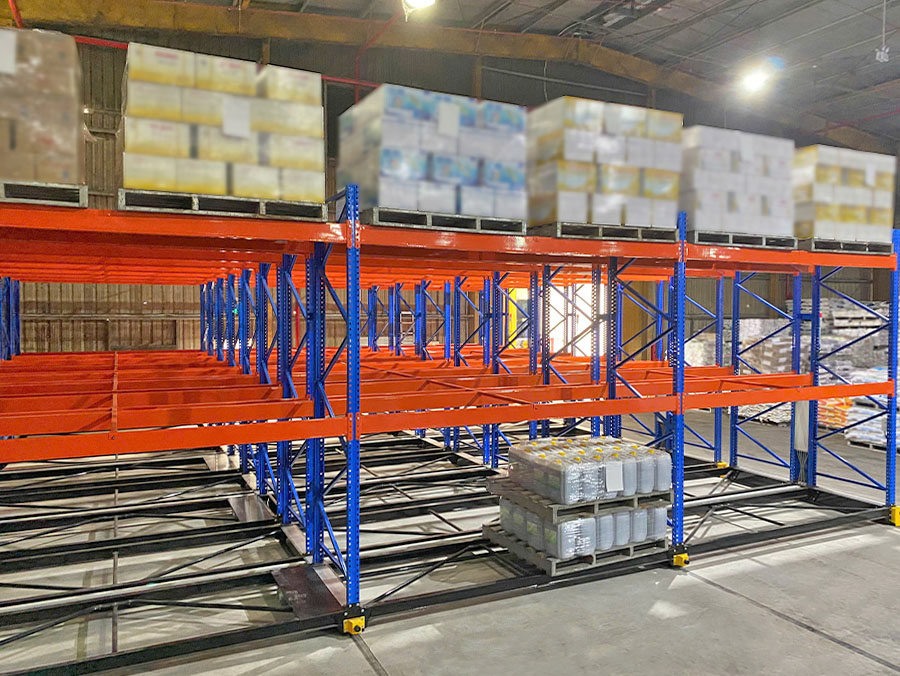 Kệ Mobile Rack là gì? Giải pháp tối ưu không gian kho hiện đại