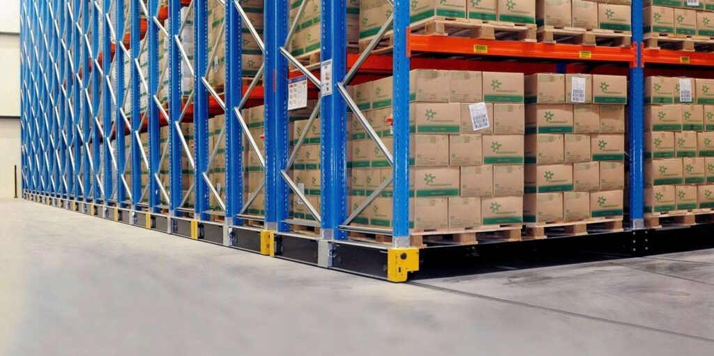 Kệ Mobile Rack là gì? Giải pháp tối ưu không gian kho hiện đại