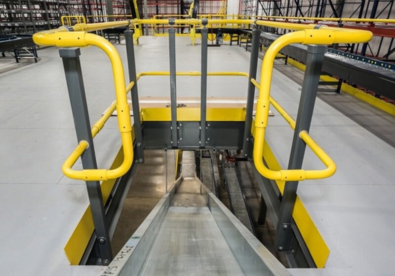 Ưu điểm của kệ sàn Mezzanine trong quản lý kho hiện đại