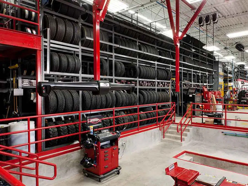 Kệ sàn Mezzanine là gì? Giải pháp tối ưu không gian kho hàng hiệu quả