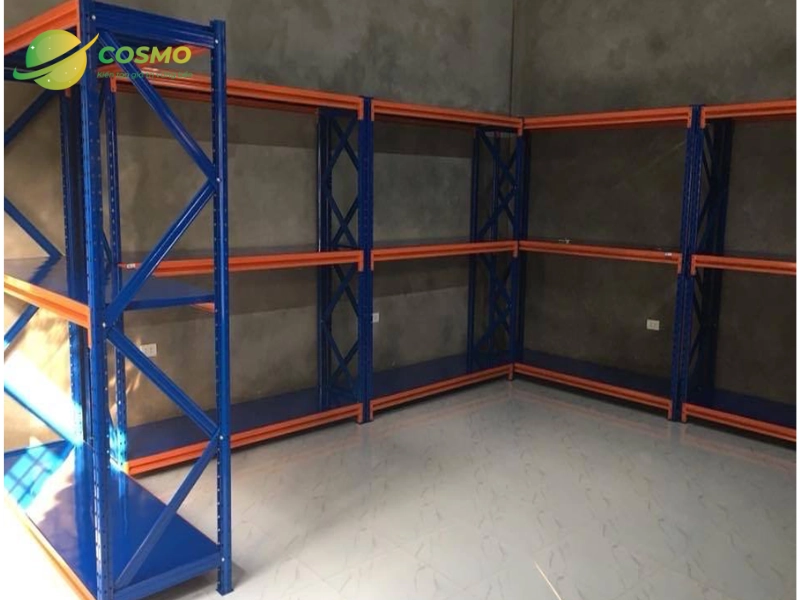 Giá kệ trung tải 3 tầng dài 2m x rộng 0,6m x cao 1,5m là 1.880.000 VNĐ/bộ hoàn chỉnh 