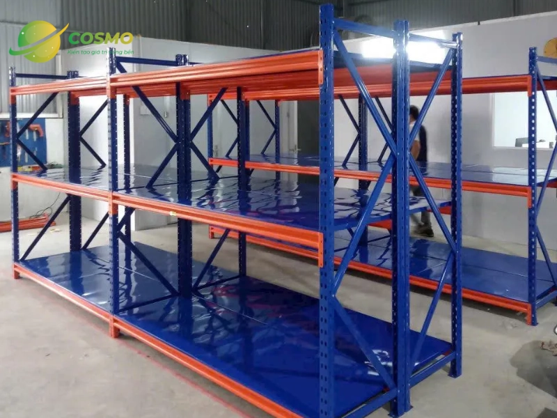 05 ứng dụng thực tế của kệ trung tải 3 tầng dài 2m x rộng 0,5m x cao 2m 