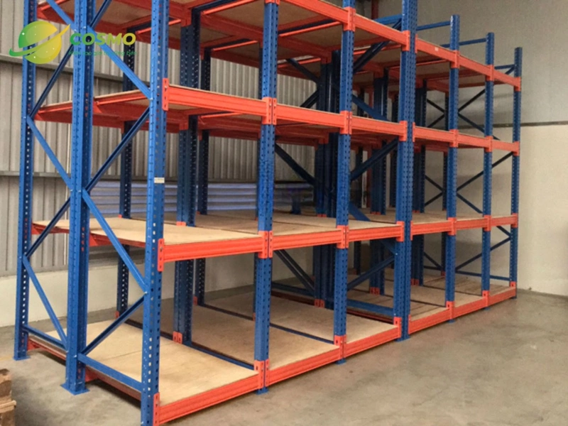 Kệ trung tải 4 tầng dài 2m x rộng 0,6m x cao 2m được nhiều doanh nghiệp lựa chọn nhờ khả năng lưu trữ tốt 