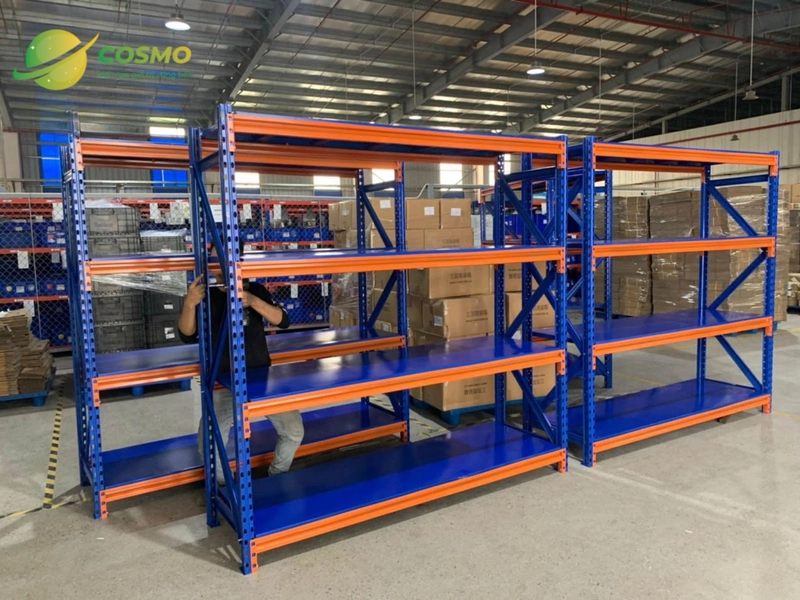 Ứng dụng kệ trung tải 4 tầng dài 2m x rộng 0,6m x cao 2m trong thực tế 